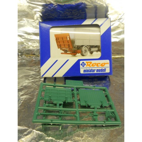 ** Roco 1746  " Miniature Modell "  Lorry Loading Platform Kit