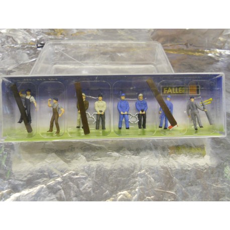 ** Faller 151000  Track Layers (8) + Equipment