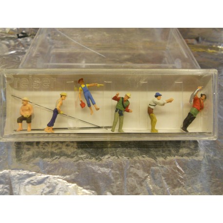 ** Preiser 10077 HO Scale Fishermen (6)