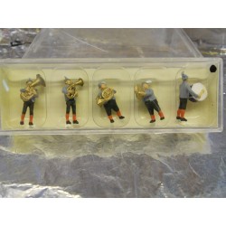 ** Vollmer 2250  HO Scale Brass Band 5 Figures