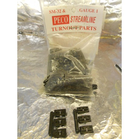 ** Peco SL-802 Turnout Running Rail Fixings for SM32 and Gauge 1 Approx 100