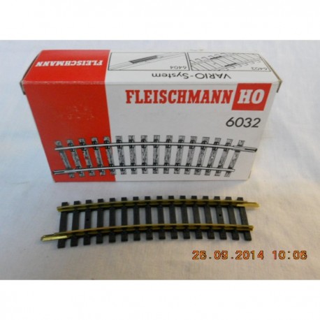 ** Fleischmann 6032 HO Model Track Curved  Radius 2  415mm  15 Deg