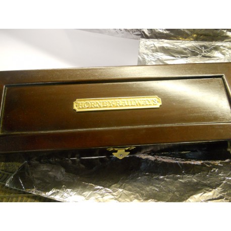 ** Hornby 00001 Locomotive + Tender Wooden Display Box with Foam Insert