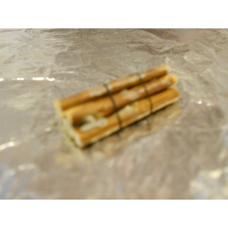 ** Heico 220421 Stack of Tree Trunks 25mm TT / N