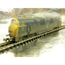 ** Graham Farish 371-605 Class 42 Warship 810 Cockade BR Blue (Weathered)