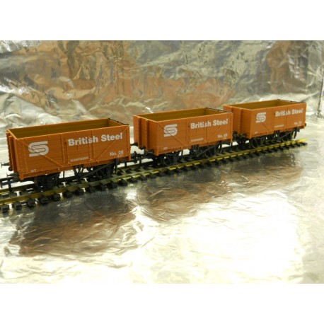 ** Golden Valley Hobbies GV6013 3 - Pack BSC  7 Plank Open Mineral Wagon.