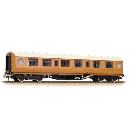 ** Bachmann 34-410 x 2 Thompson Composite Corridor LNER Teak