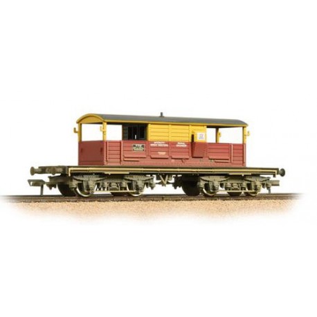 ** Bachmann 33-831 x 2 25 Ton Queen Mary Brake Van SatLink Weathered