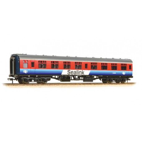 ** Bachmann 39-032 x 2 BR Mk1 SK Second Corridor Sealink
