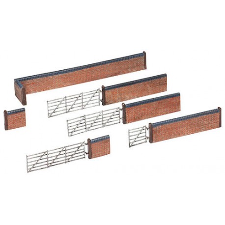 ** Graham Farish 42-107  x 1 Scenecraft Red Brick Walls & Gate (Pre-Built)