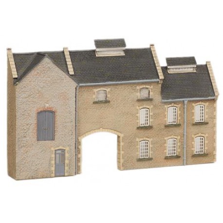 ** Graham Farish 42-219  x 1 Scenecraft Low Relief Stone Factory (Pre-Built)