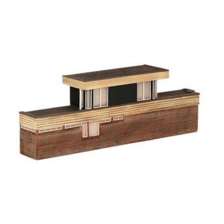 ** Graham Farish 42-254  x 1 Scenecraft Low Relief Power Signal Box (Pre-Built)