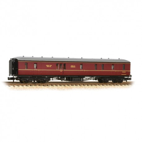 ** Graham Farish 374-586  x 1 Hawksworth Full Brake BR Maroon