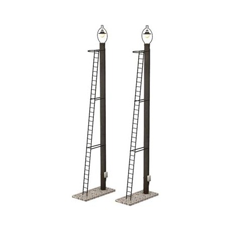 ** Bachmann 44-561 Scenecraft Wooden Post Yard Lamps 2pcs (Pre-Built)