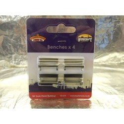 ** Bachmann 44-514 Scenecraft Benches 4pcs (Pre-Built)
