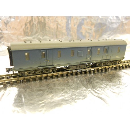 ** Graham Farish 374-890 50' (ex LMS) Parcels Van BR Blue Weathered