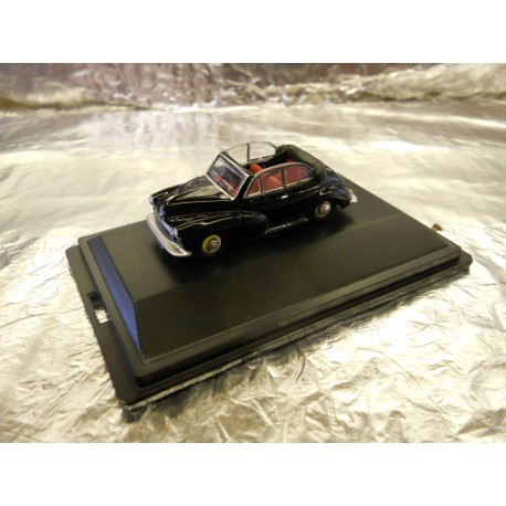 ** Oxford Diecast 76MMC002 Moris Minor Soft Top Open Black