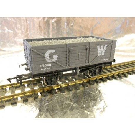 ** Dapol 4F-071-009 7 Plank Wagon GWR 06562