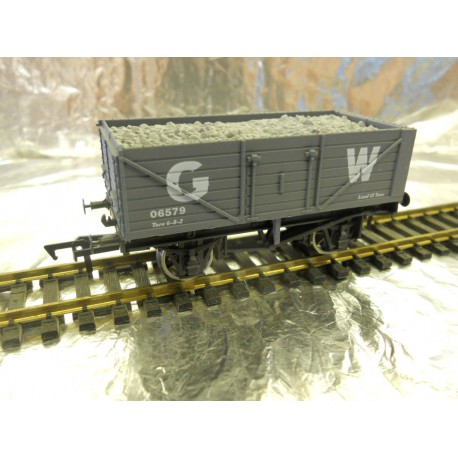 ** Dapol 4F-071-001 7 Plank Wagon GWR
