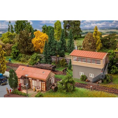 ** Faller 120113 Signal Tower & Goods Shed Kit III