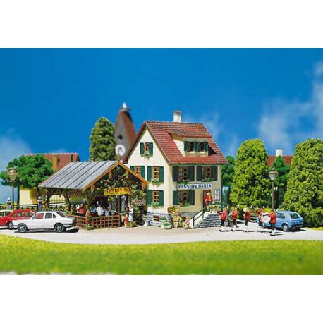 ** Faller 130269 Village Inn with Pergola/Bandstand/Table/Chairs Kit II