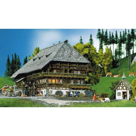 ** Faller 130366 Black Forest Farmyard Kit I