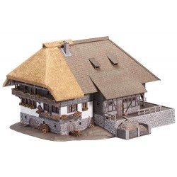 ** Faller 130534 Black Forest Farm with Thatched Roof Kit I
