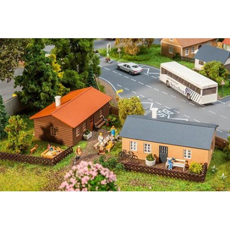 ** Faller 130608 Holiday Bungalows (2) Kit III