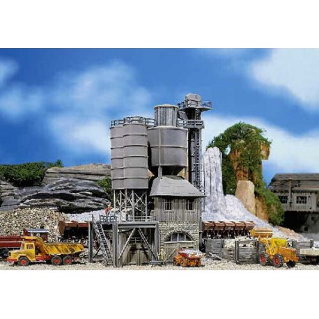 ** Faller 130951 Old Concrete Mixing Plant Kit II