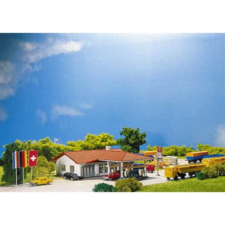 ** Faller 232217 Service Station Kit IV