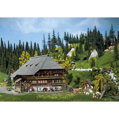 ** Faller 232258 Black Forest Farmyard Kit I