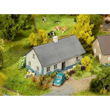 ** Faller 232348 Ballum Small Cottage Kit I