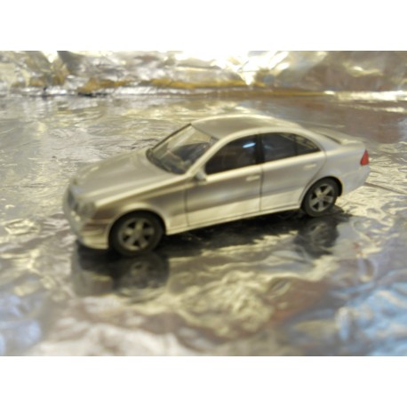 ** Herpa 033176 Mercedes Benz E-class, Metallic Silver