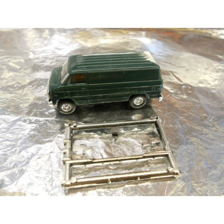 ** Trident 90046G  Van Green Unmarked