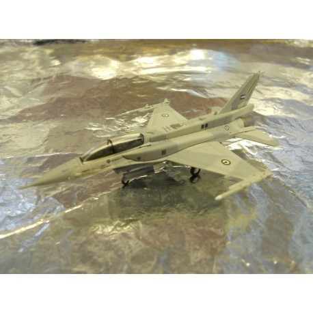 ** Herpa Wings 551786 1:200 UAE Air Force 6. ELT Lockheed Martin F-16D Block 60