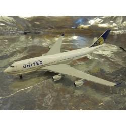 ** Herpa Wings 518581-002 United Airlines Boeing 747-400