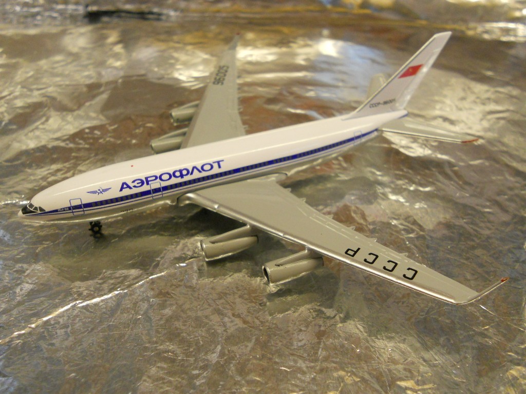 Herpa Wings 524223 Aeroflot IL-96-300 - MDR Direct Online Sales