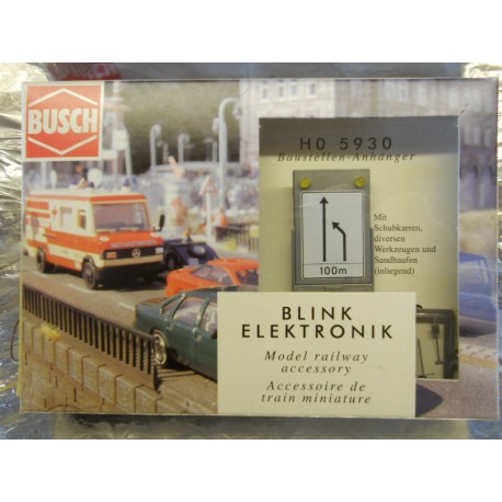 ** Busch 5930  Traffic Control with Working Blinking Lights 14-16 Volts